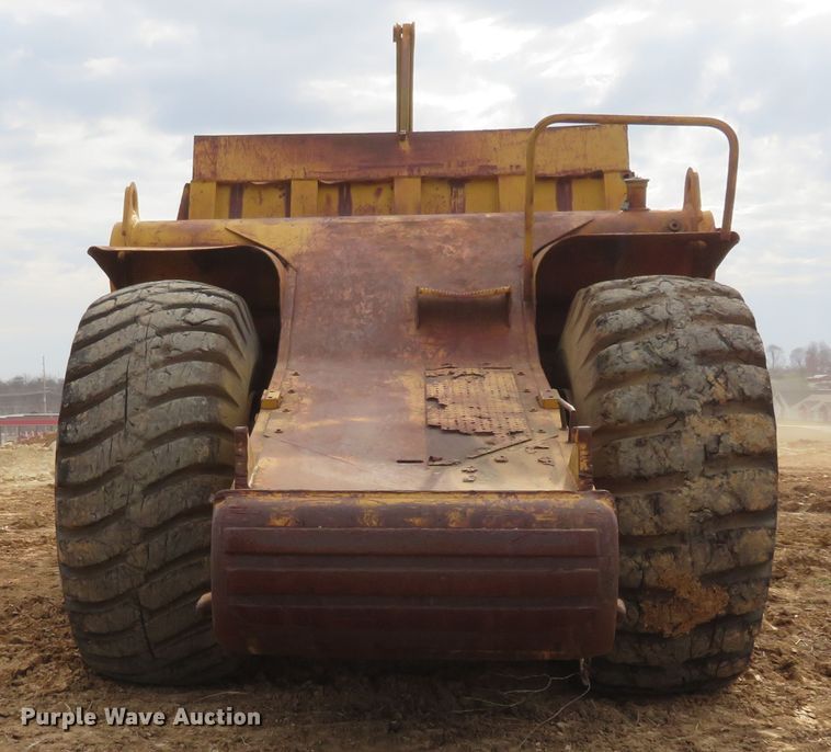 image for item HV9692 1989 Caterpillar 621E  conventional scraper