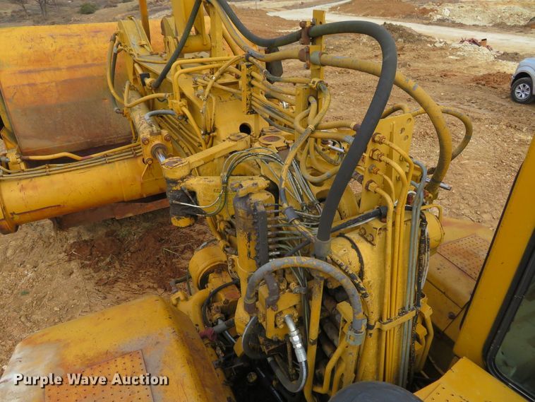image for item HV9692 1989 Caterpillar 621E  conventional scraper