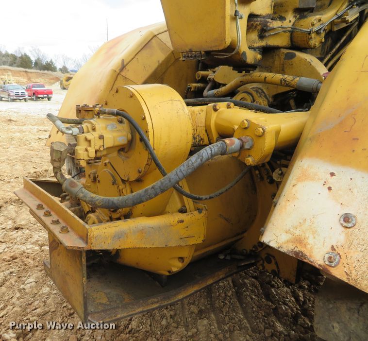 image for item HV9692 1989 Caterpillar 621E  conventional scraper