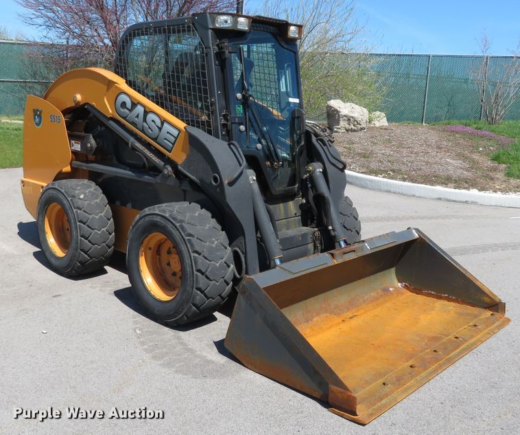 image for item HV9718 2015 Case SV280  skid steer loader