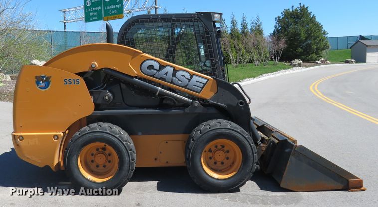 image for item HV9718 2015 Case SV280  skid steer loader