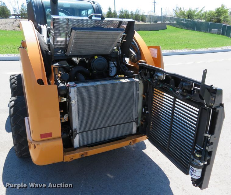 image for item HV9718 2015 Case SV280  skid steer loader