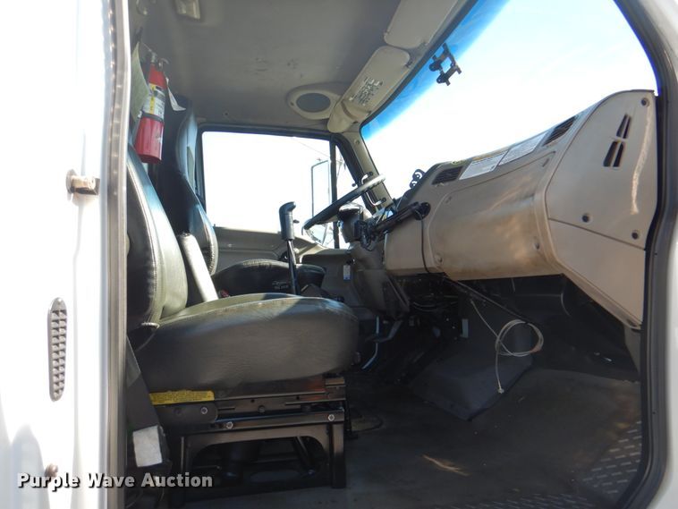 image for item HX9186 2006 Sterling L-Line  crane truck