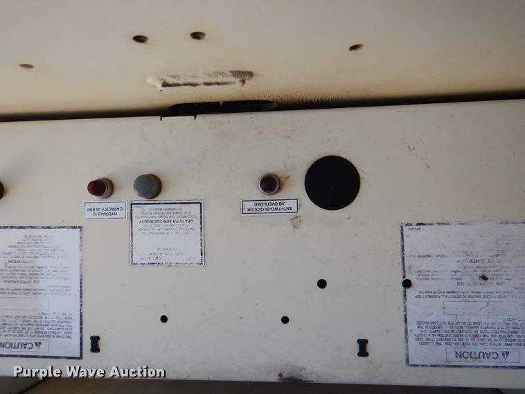 image for item HX9186 2006 Sterling L-Line  crane truck