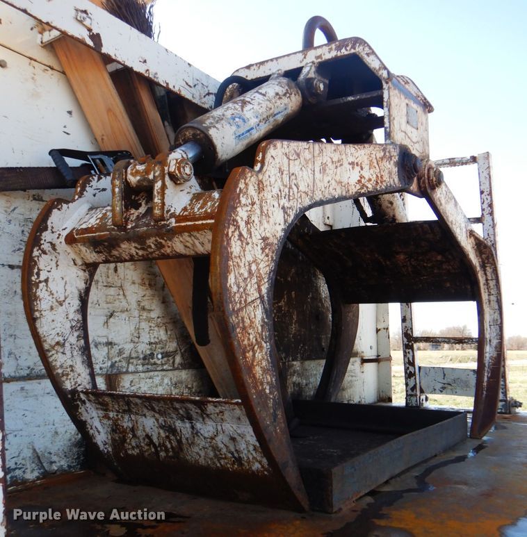 image for item HX9186 2006 Sterling L-Line  crane truck