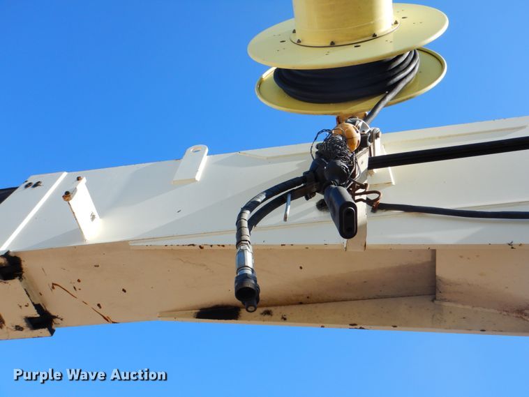 image for item HX9186 2006 Sterling L-Line  crane truck