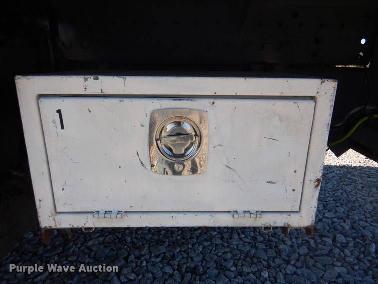 image for item HX9186 2006 Sterling L-Line  crane truck