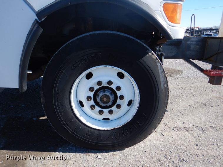 image for item HX9186 2006 Sterling L-Line  crane truck