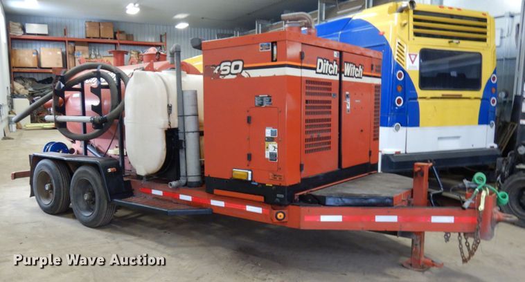 image for item IA9486 2010 Ditch Witch FX60  vacuum excavator