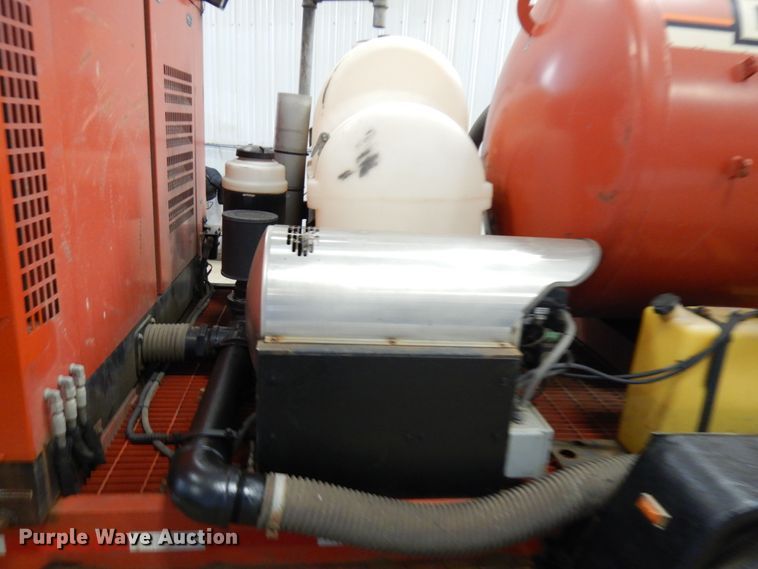 image for item IA9486 2010 Ditch Witch FX60  vacuum excavator