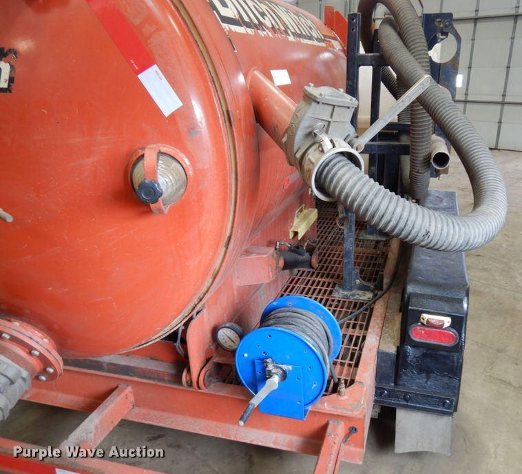 image for item IA9486 2010 Ditch Witch FX60  vacuum excavator