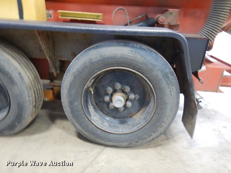 image for item IA9486 2010 Ditch Witch FX60  vacuum excavator