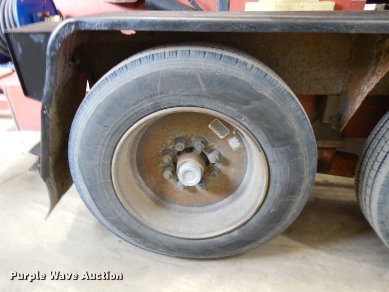 image for item IA9486 2010 Ditch Witch FX60  vacuum excavator