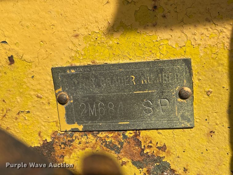 image for item II9269 Caterpillar 12  rigid frame motor grader