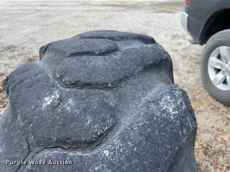 image for item II9269 Caterpillar 12  rigid frame motor grader