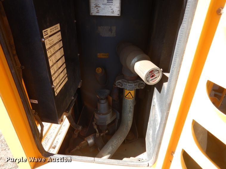 image for item IK9968 2011 Atlas Copco XRVS1000CD6  air compressor