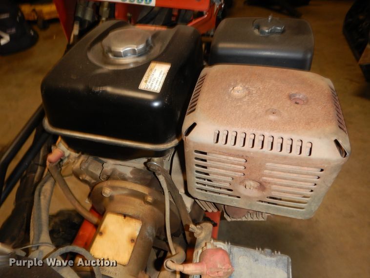 image for item IP9061 Ditch Witch RT12  trencher