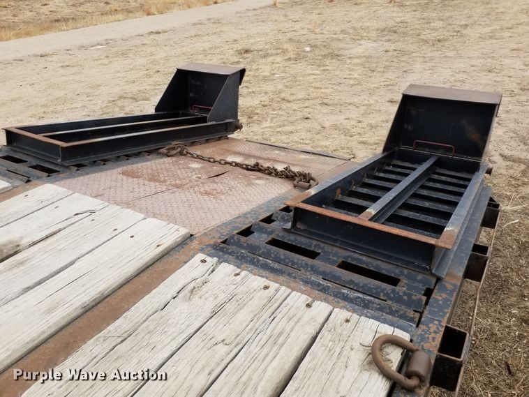 image for item IP9093 2007 Interstate equipment trailer