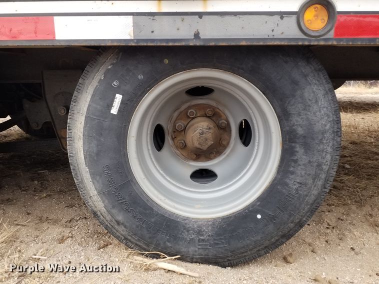 image for item IP9093 2007 Interstate equipment trailer