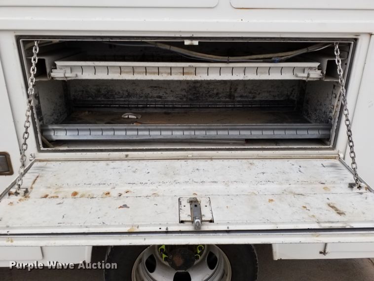 image for item IP9095 2008 Dodge Ram 5500  Quad Cab utility / service truck