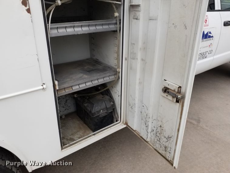 image for item IP9095 2008 Dodge Ram 5500  Quad Cab utility / service truck