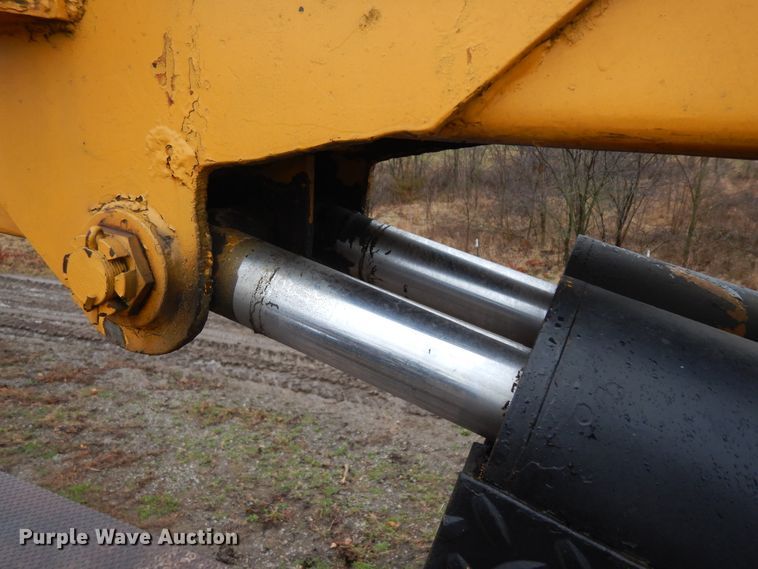 image for item IP9103 1998 International 4700  crane truck