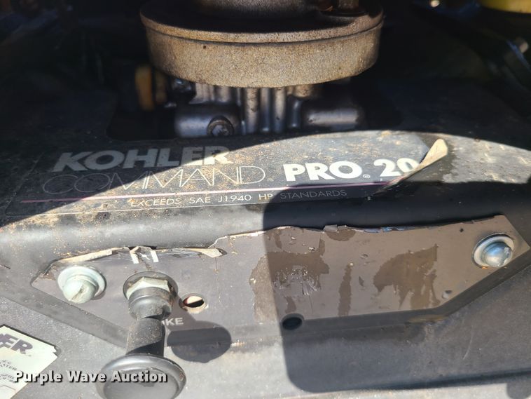 image for item IQ9059 Boxer 320  compact utility loader