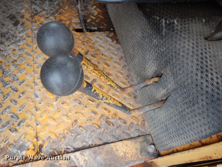 image for item IR9748 1981 Hydro Ax 700  mulcher