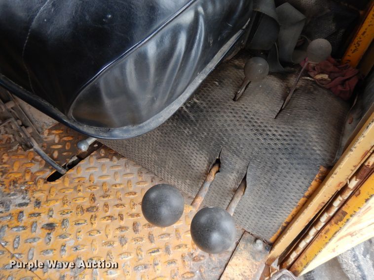 image for item IR9748 1981 Hydro Ax 700  mulcher