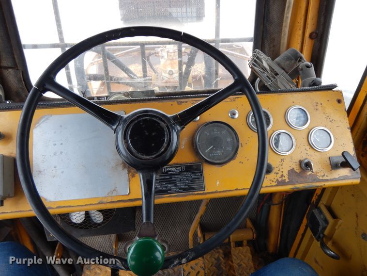 image for item IR9748 1981 Hydro Ax 700  mulcher