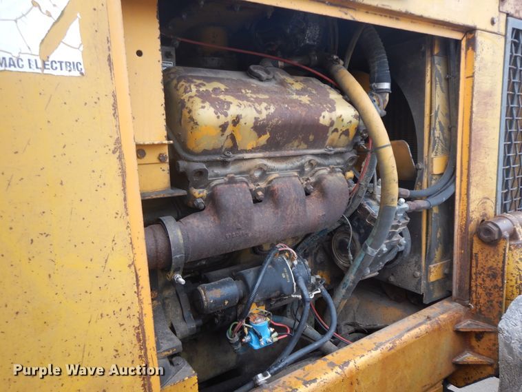 image for item IR9748 1981 Hydro Ax 700  mulcher