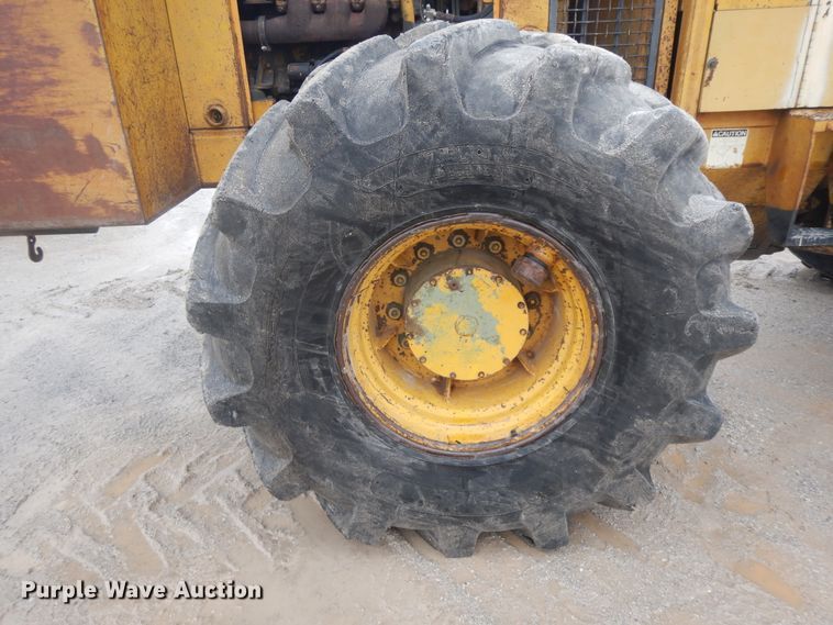 image for item IR9748 1981 Hydro Ax 700  mulcher