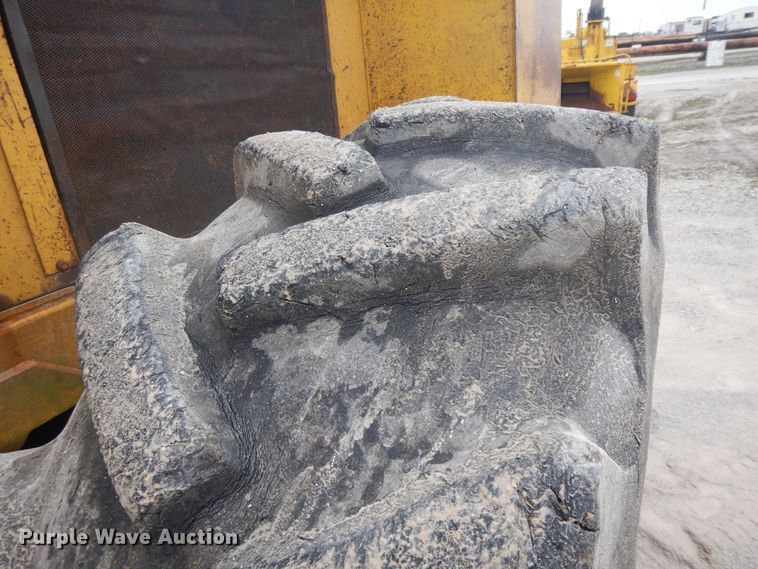 image for item IR9748 1981 Hydro Ax 700  mulcher