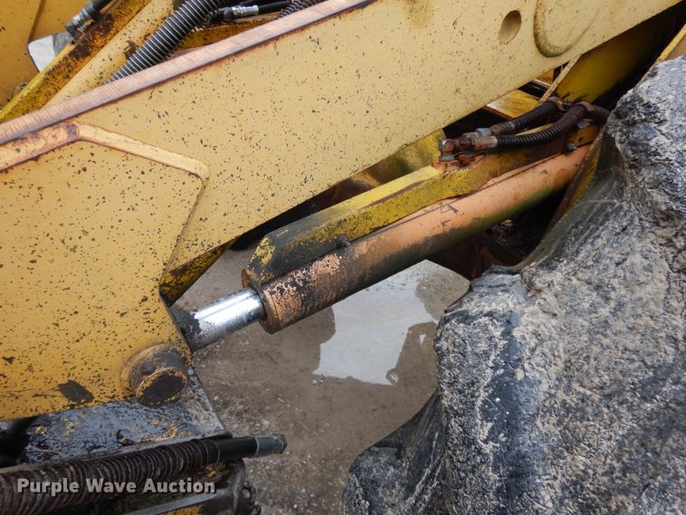 image for item IR9749 1981 Hydro Ax 700  mulcher