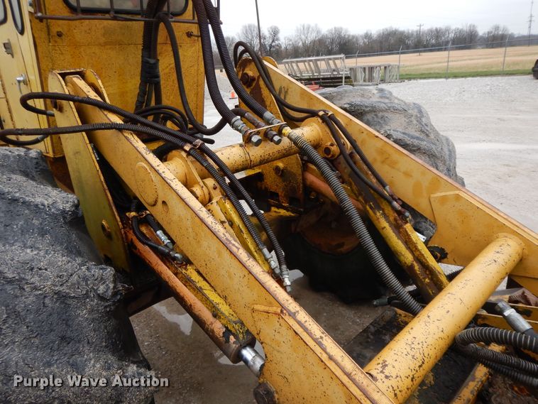 image for item IR9749 1981 Hydro Ax 700  mulcher