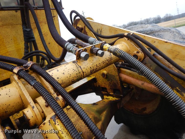 image for item IR9749 1981 Hydro Ax 700  mulcher