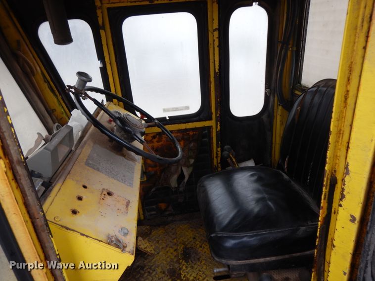 image for item IR9749 1981 Hydro Ax 700  mulcher