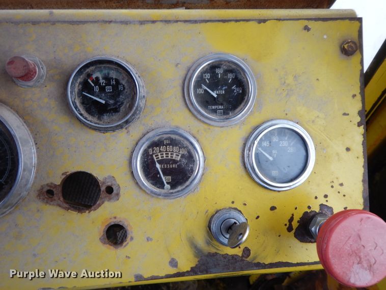 image for item IR9749 1981 Hydro Ax 700  mulcher