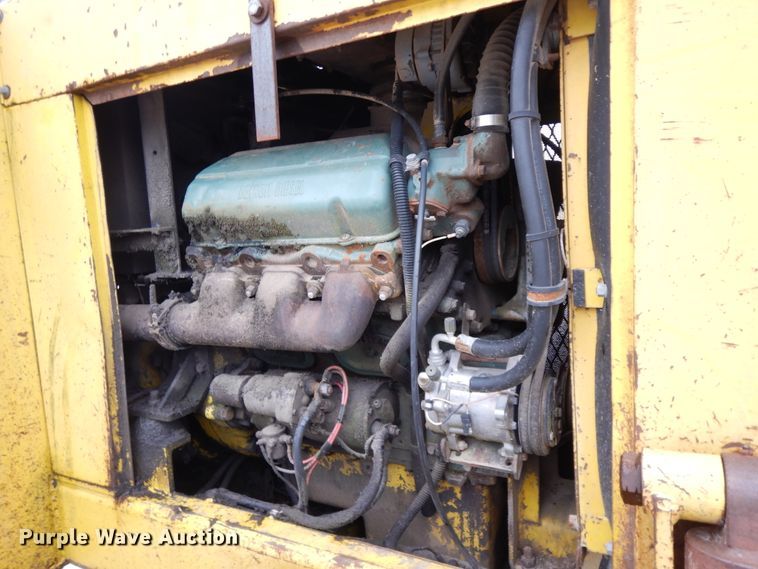 image for item IR9749 1981 Hydro Ax 700  mulcher