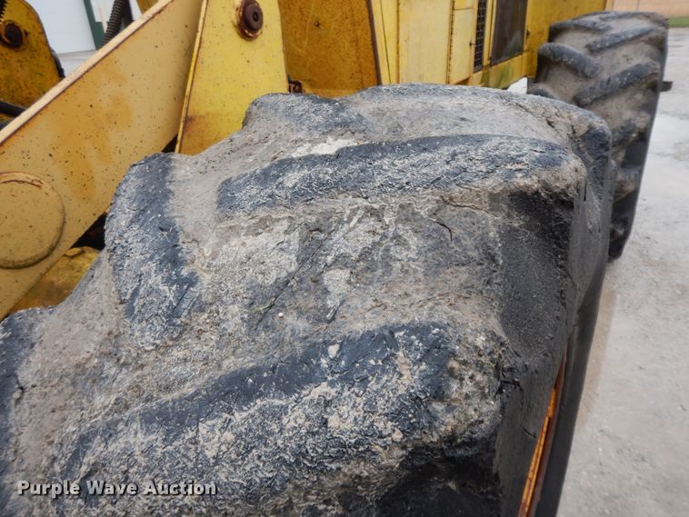 image for item IR9749 1981 Hydro Ax 700  mulcher