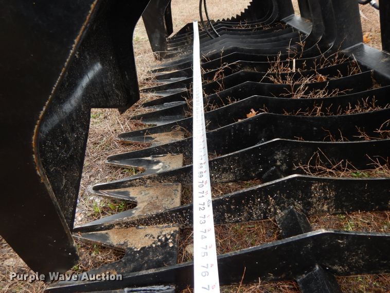 image for item IX9365 80"W skid steer grapple bucket