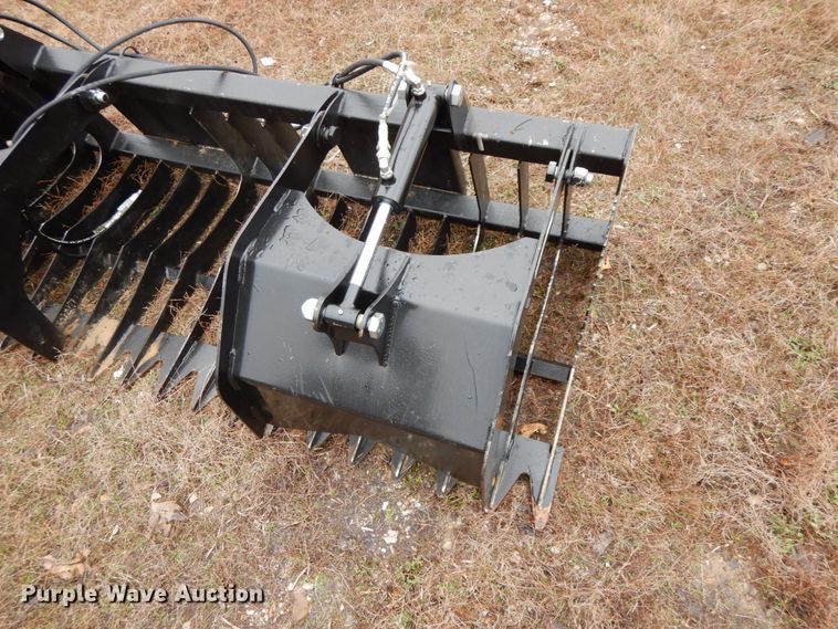 image for item IX9365 80"W skid steer grapple bucket