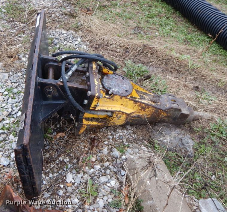 image for item IX9402 Atlas Copco HP1079 skid steer breaker
