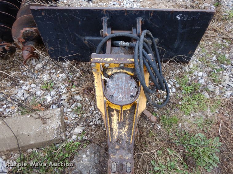 image for item IX9402 Atlas Copco HP1079 skid steer breaker