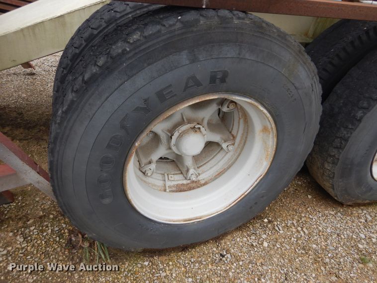 image for item IY9500 Cedarapids  impact crusher