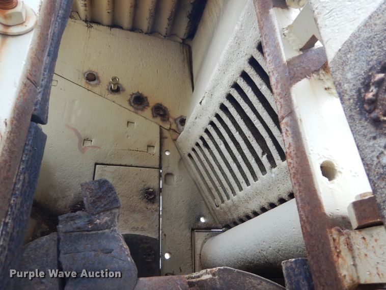 image for item IY9500 Cedarapids  impact crusher