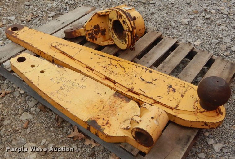 John Deere scraper hitch in Mount Vernon, IN Item IY9501 sold