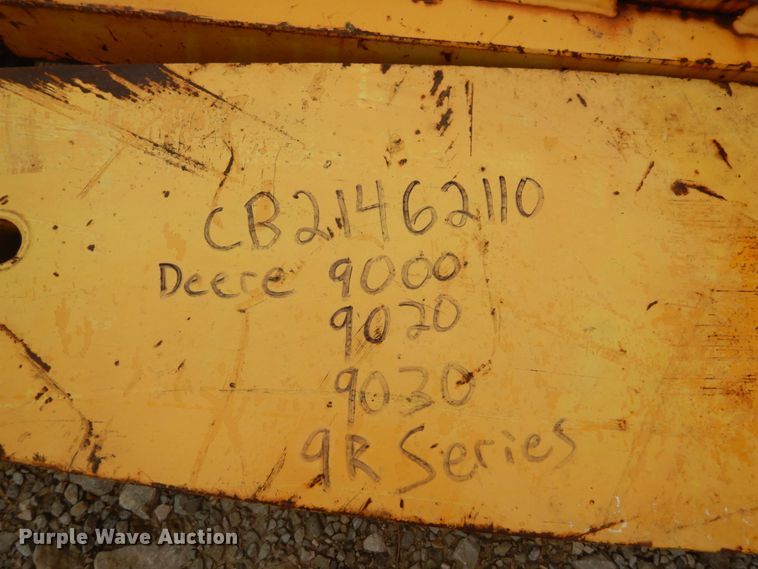 image for item IY9501 John Deere scraper hitch