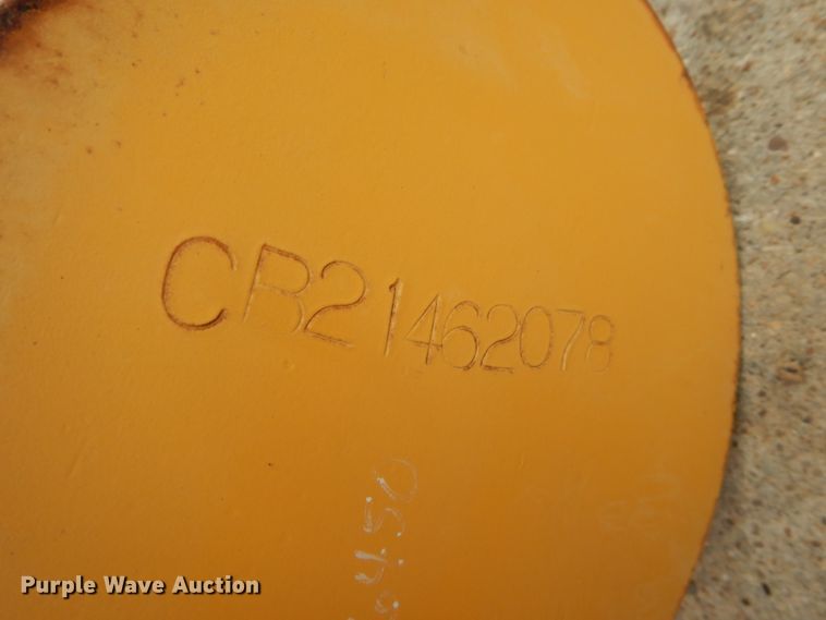 image for item IY9502 John Deere CB21462078 scraper push bar