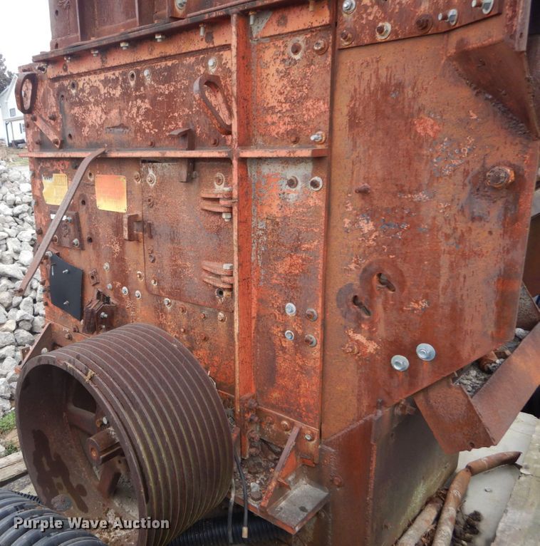 image for item IY9503 Rock crusher